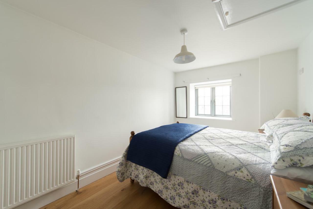 Apartment Upper Flat, The Manse, *
